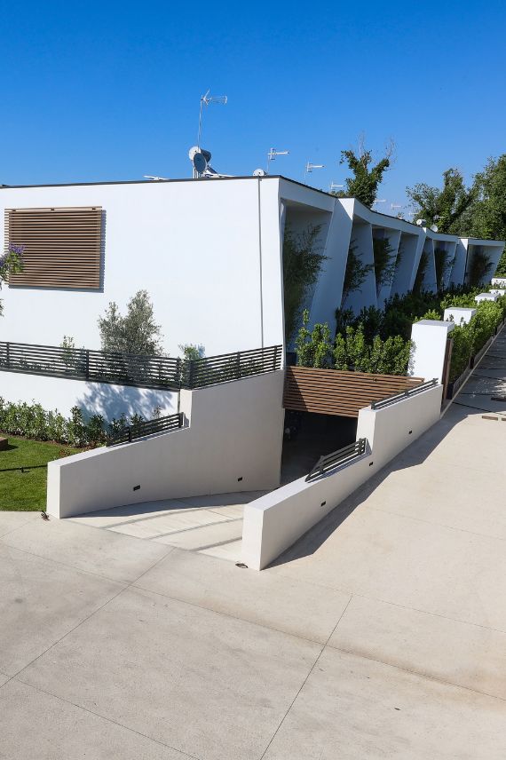 Costruire con efficienza: come ottimizzare tempi e costi nella realizzazione di edifici e capannoni